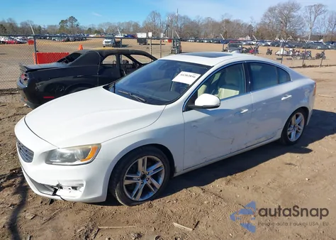 2014 Volvo S60 T6 z USA, uszkodzony, nr VIN YV1902FH7E2274320